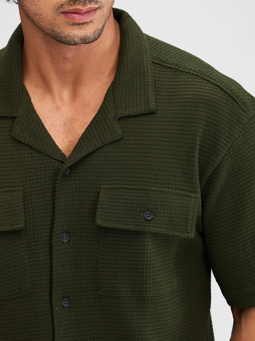Spykar Green Half Sleeves Cotton Relaxed Fit Solid Shirt For Men